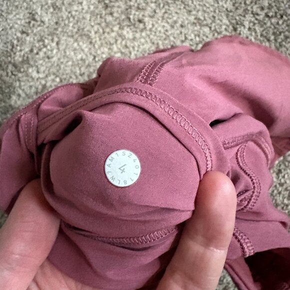 Lululemon Play Off The Pleats Short 3" Auburn Color Womens Athletic Size 4 - Picture 4 of 4